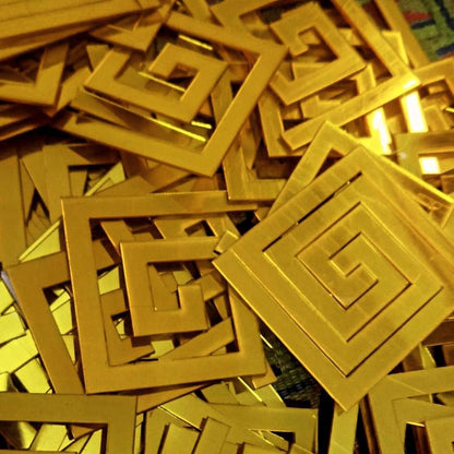 4 Pcs Self-Adhesive Acrylic Mirror Decals - Modern 3D Wall Accent